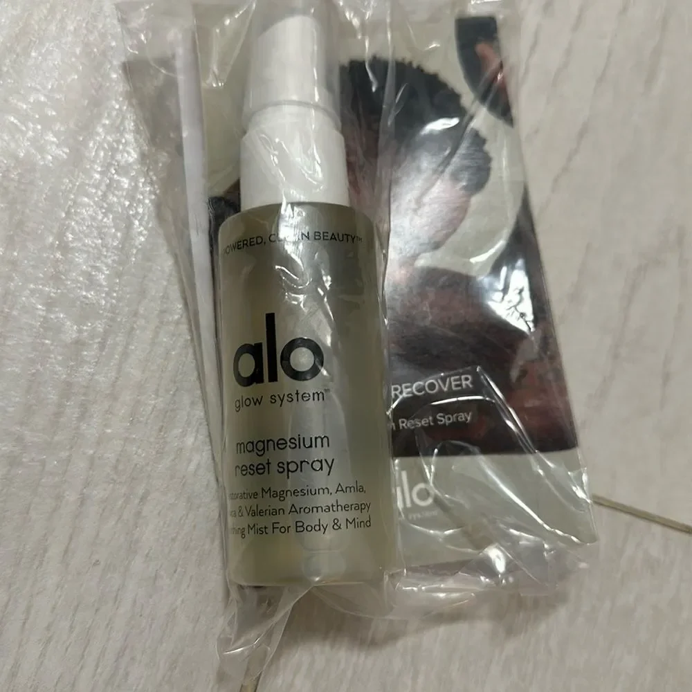 Alo yoga magnesium spray NWT